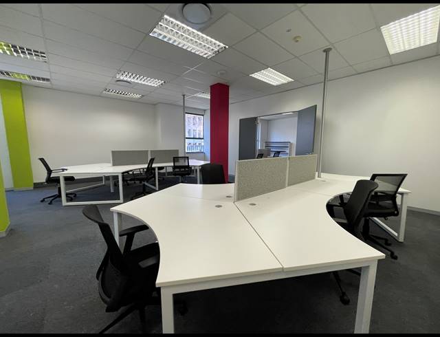 304M² OFFICE TO LET IN RIVONIA